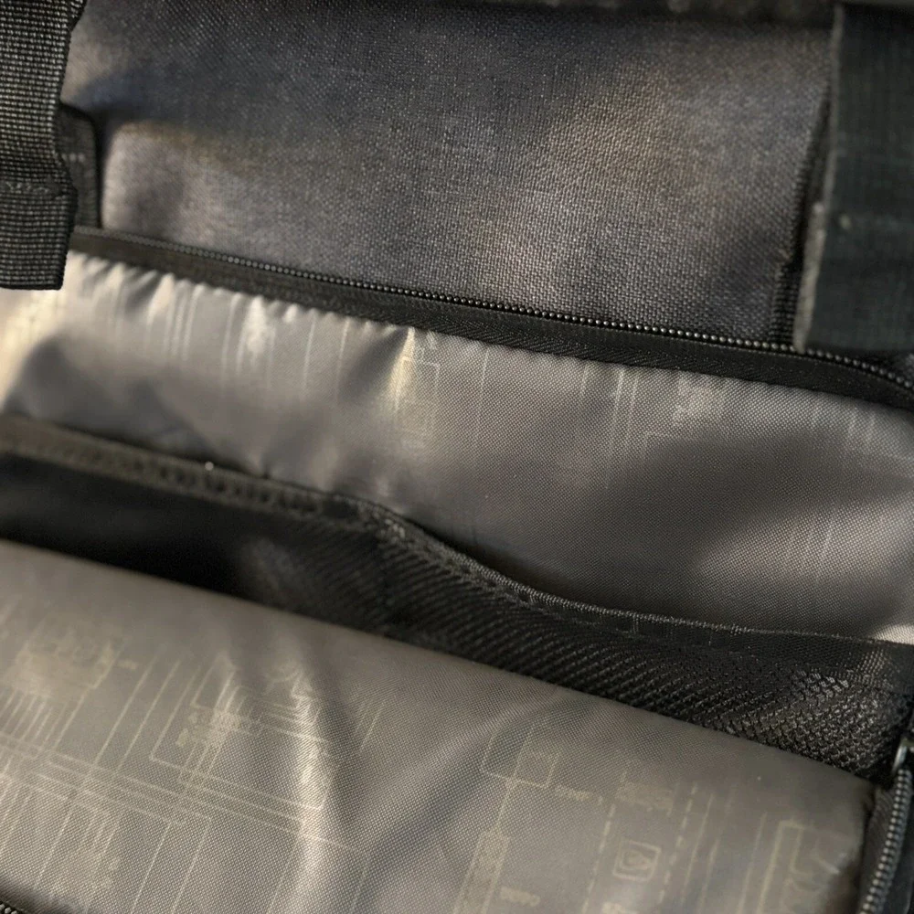 OGIO 17